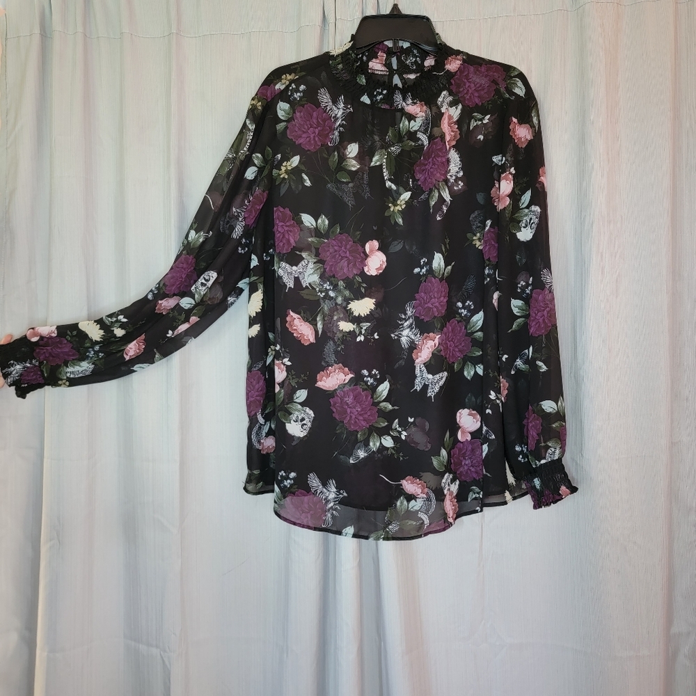 Torrid skull & floral chiffon sheer mock neck blouse size 2x